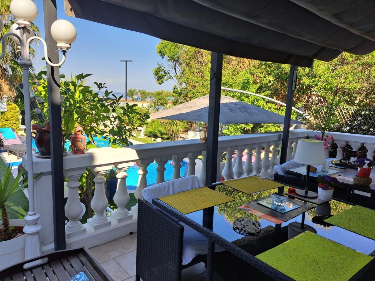 Suite-Junior -Villa Helene - Montpellier Sud - Aeroport- Piscine Privee-2Mn Des Plages Pérols Buitenkant foto