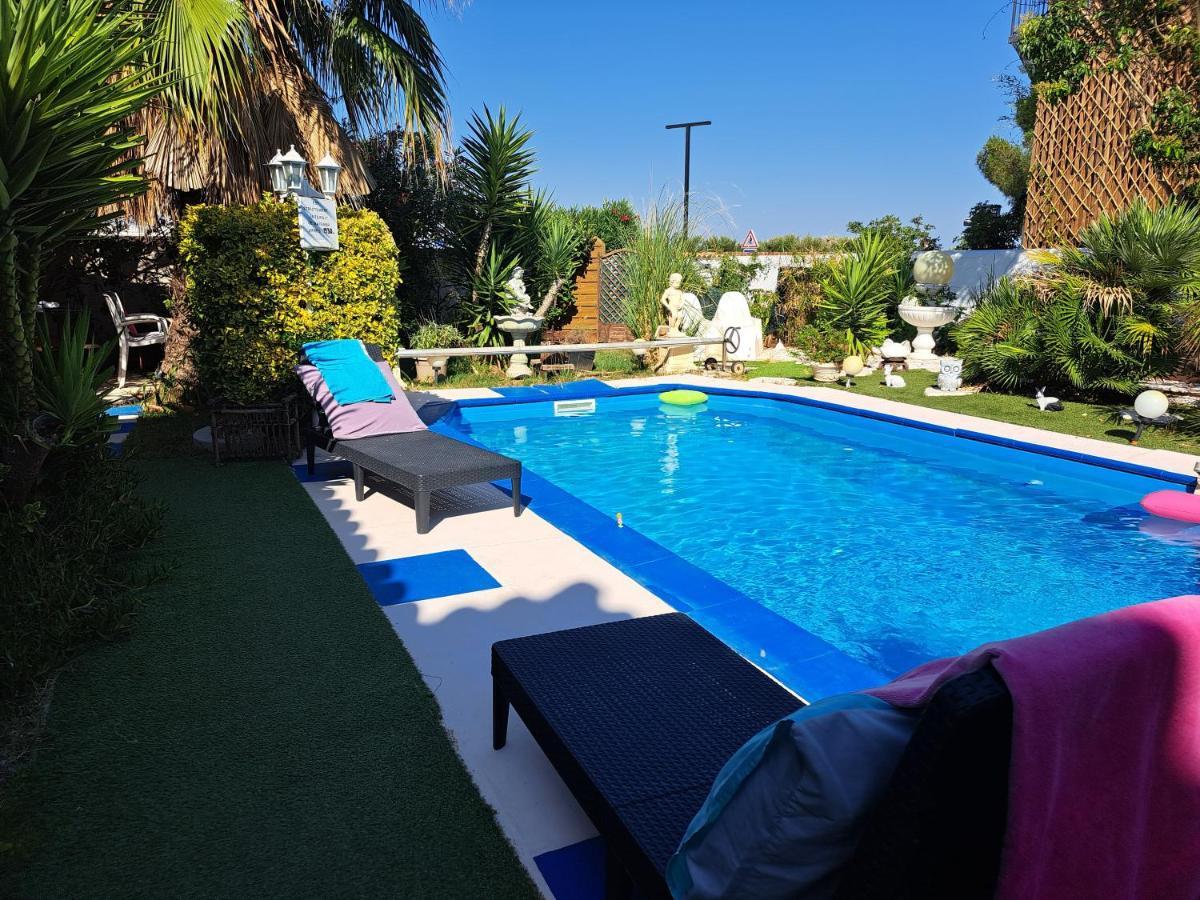 Suite-Junior -Villa Helene - Montpellier Sud - Aeroport- Piscine Privee-2Mn Des Plages Pérols Buitenkant foto