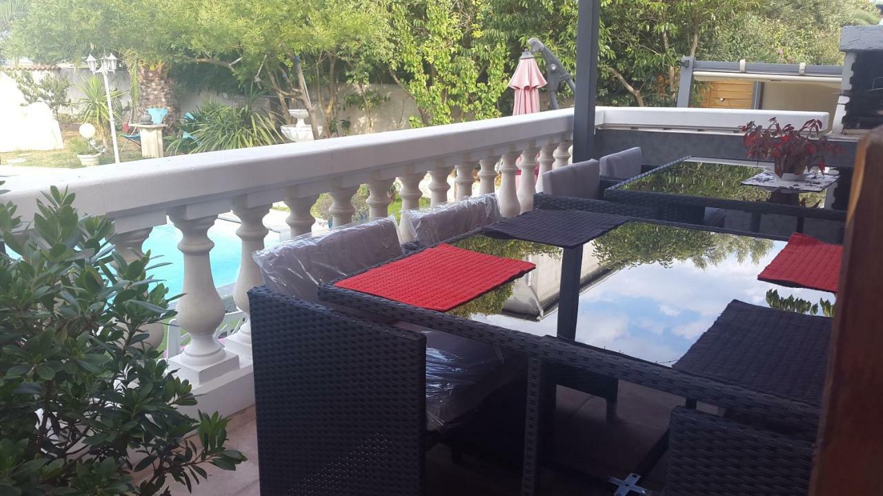 Suite-Junior -Villa Helene - Montpellier Sud - Aeroport- Piscine Privee-2Mn Des Plages Pérols Buitenkant foto